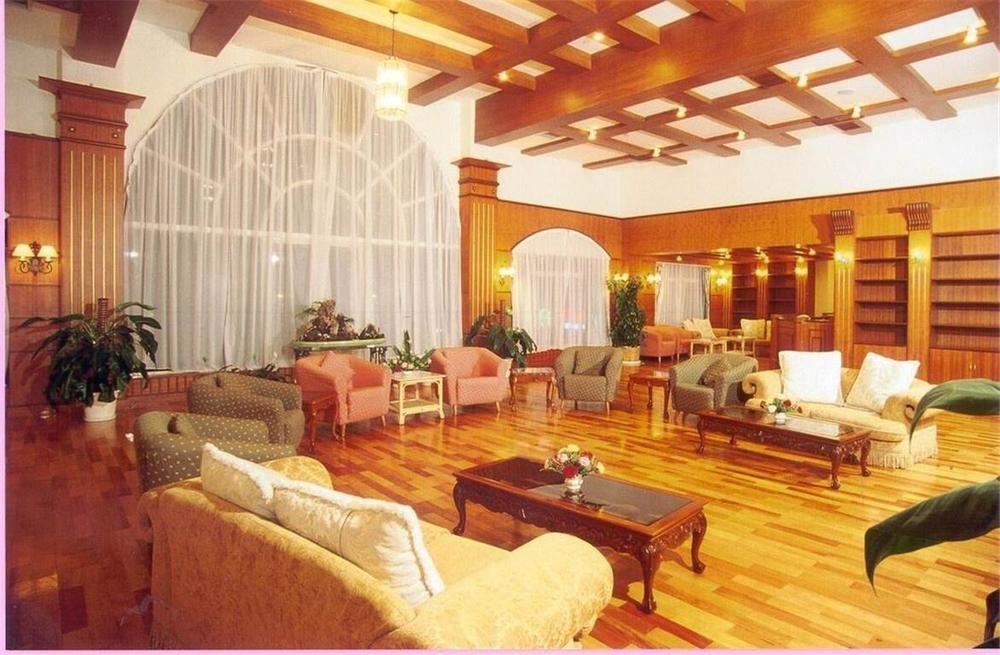 Yunnan Dianchi Garden Resort Hotel & Spa Kunming Esterno foto