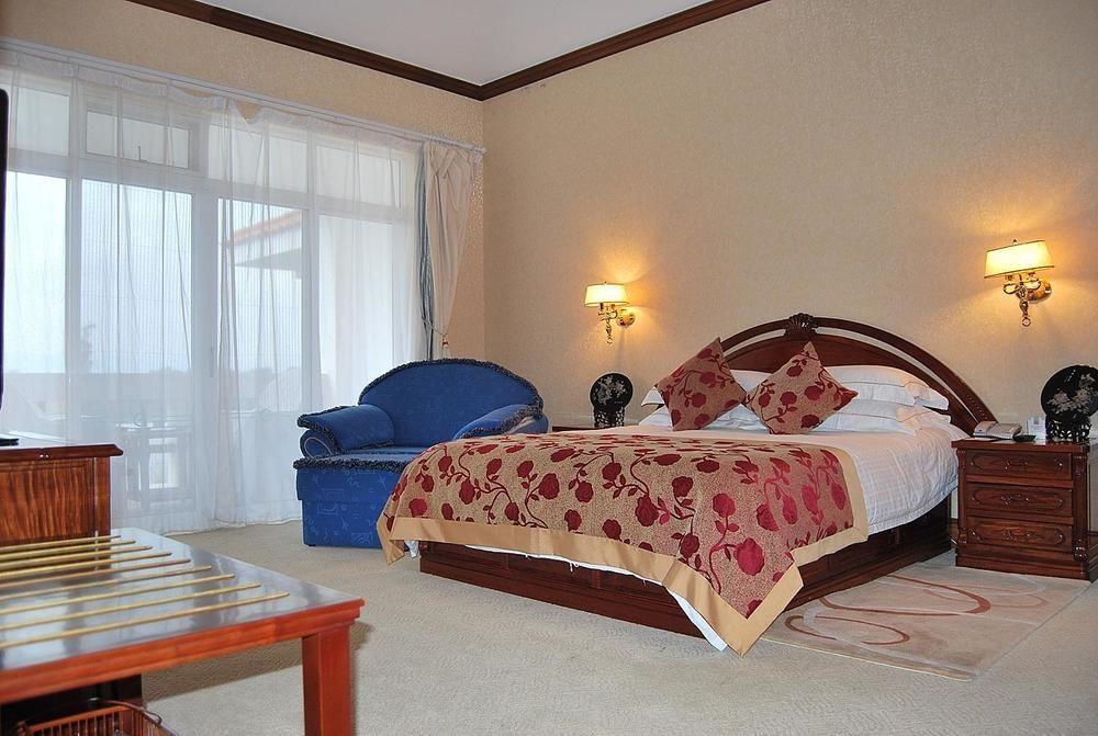 Yunnan Dianchi Garden Resort Hotel & Spa Kunming Esterno foto