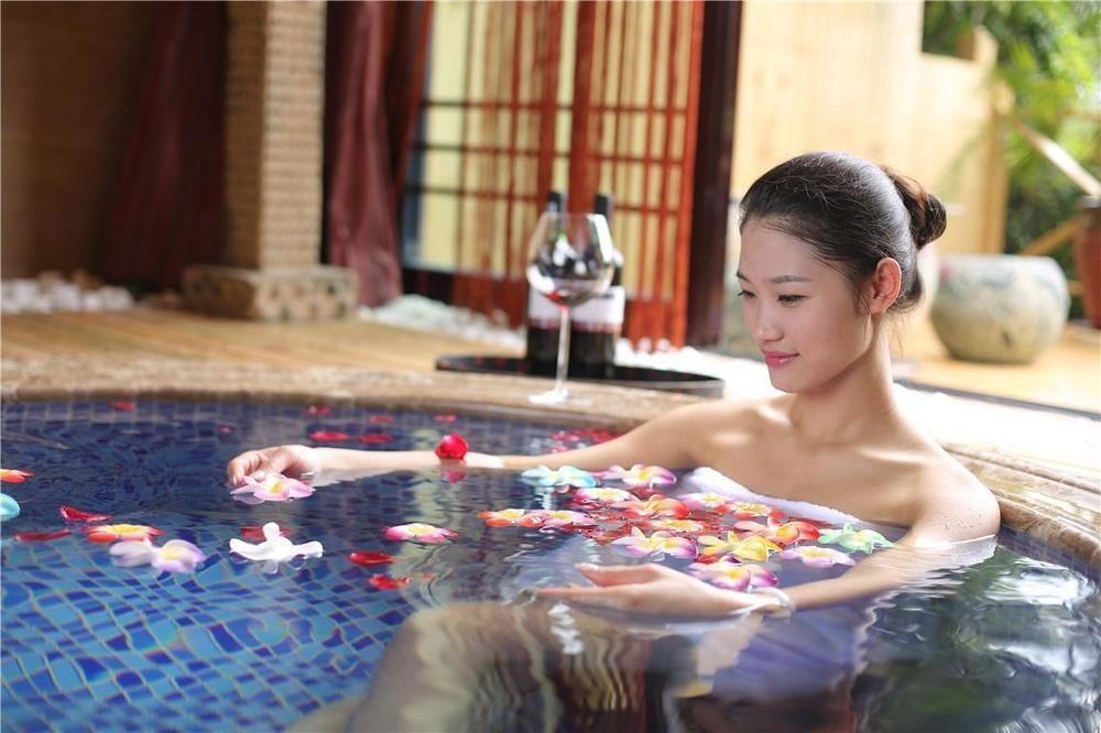 Yunnan Dianchi Garden Resort Hotel & Spa Kunming Esterno foto