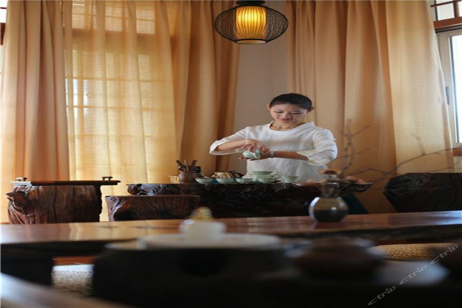 Yunnan Dianchi Garden Resort Hotel & Spa Kunming Esterno foto